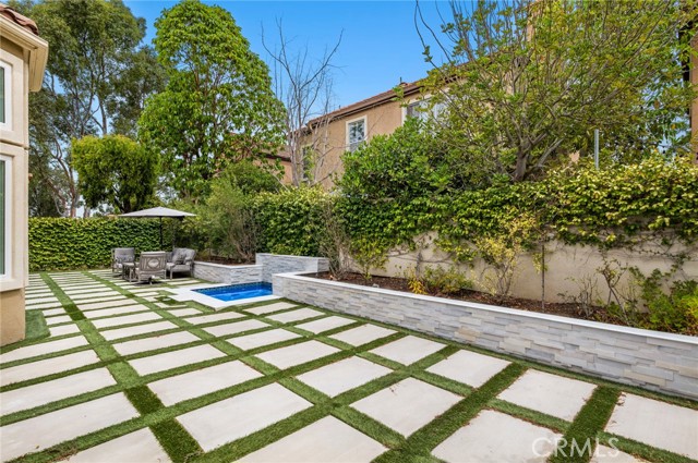 18 Lessay, Newport Coast CA: https://media.crmls.org/medias/7eef8b3a-12ac-42c0-b97d-746528ea8ca4.jpg
