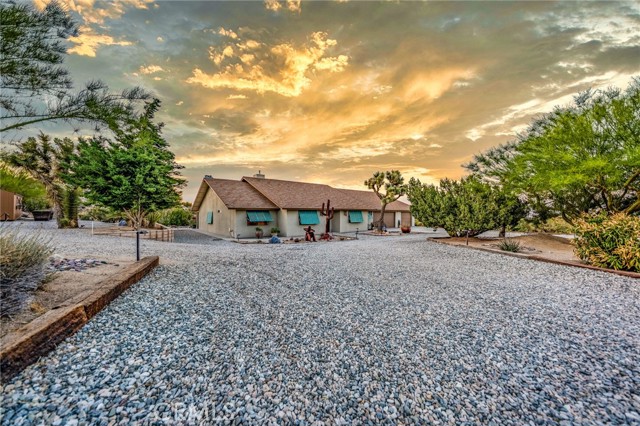 Detail Gallery Image 1 of 1 For 5448 Wallaby St, Yucca Valley,  CA 92284 - 5 Beds | 2/1 Baths