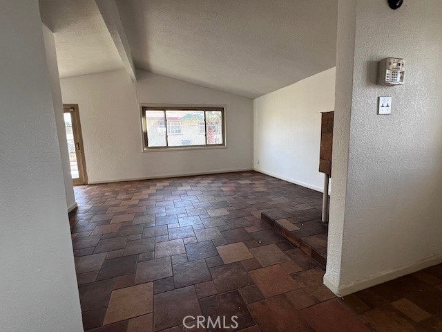 Detail Gallery Image 31 of 41 For 26930 14th St, Highland,  CA 92346 - 3 Beds | 1/1 Baths