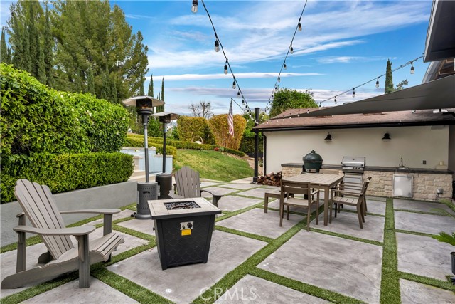 Detail Gallery Image 21 of 29 For 19943 Oxnard, Woodland Hills,  CA 91367 - 4 Beds | 3 Baths