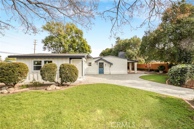 Detail Gallery Image 2 of 31 For 8666 Keokuk, Winnetka,  CA 91306 - 4 Beds | 2 Baths