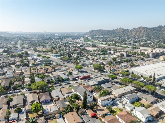 Detail Gallery Image 34 of 36 For 3115 Arvia St 1b,  Los Angeles,  CA 90065 - 5 Beds | 2 Baths