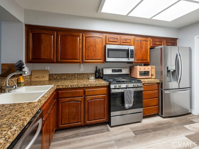 24510 Mcbean Parkway, Valencia CA: https://media.crmls.org/medias/7ef1dd6e-8204-4593-a93e-296134110877.jpg