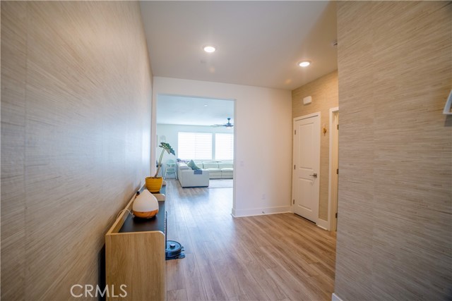 Detail Gallery Image 4 of 32 For 35323 Orchard Trail, Fallbrook,  CA 92028 - 4 Beds | 3 Baths