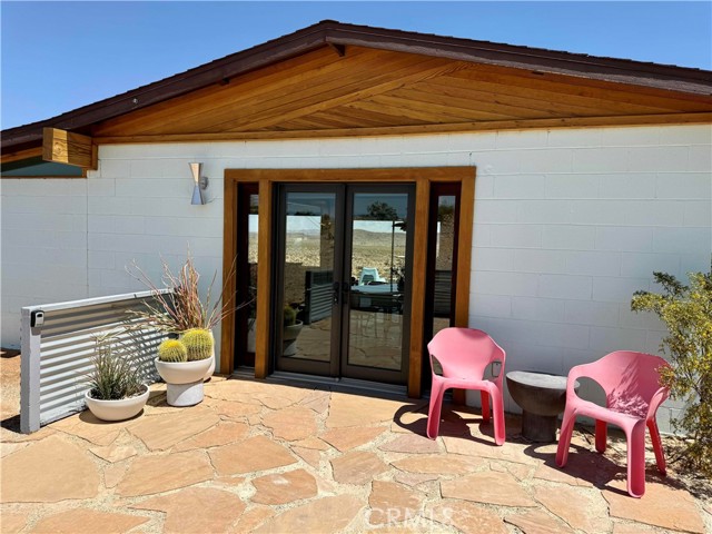 63465 Belmont Street, Joshua Tree CA: https://media.crmls.org/medias/7ef2339d-8b42-4c2e-8d29-371677fe8793.jpg