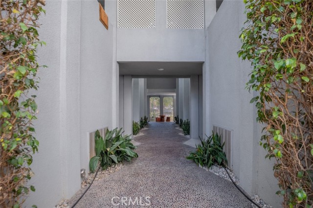 Detail Gallery Image 7 of 35 For 432 S Sierra Madre Bld #1,  Pasadena,  CA 91107 - 2 Beds | 2 Baths