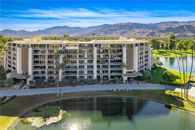 899 Island Drive # 110, Rancho Mirage, California 92270, 2 Bedrooms Bedrooms, ,2 BathroomsBathrooms,Residential Lease,For Rent,899 Island Drive # 110,CROC24029222