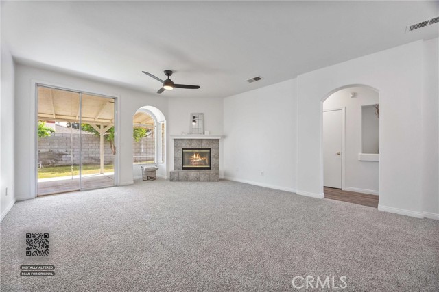 Detail Gallery Image 5 of 27 For 9803 Manhattan, Bakersfield,  CA 93312 - 3 Beds | 2 Baths