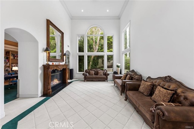 Detail Gallery Image 13 of 73 For 779 Coral Tree, Upland,  CA 91784 - 6 Beds | 5/2 Baths