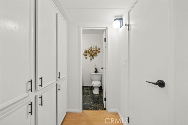 Detail Gallery Image 10 of 22 For 1735 #425 N Fuller #425,  Los Angeles,  CA 90046 - 1 Beds | 1 Baths