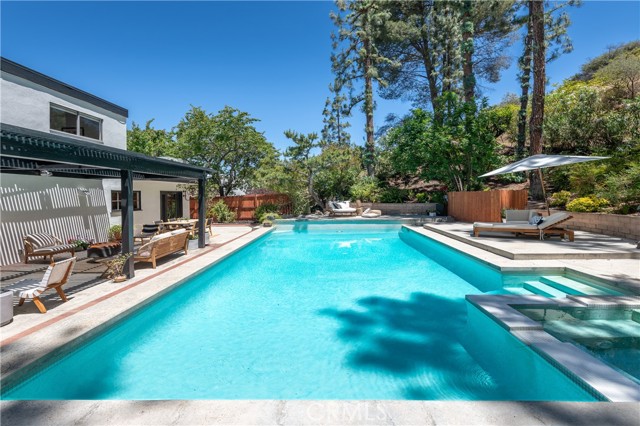 Detail Gallery Image 26 of 28 For 16990 Escalon Dr, Encino,  CA 91436 - 3 Beds | 2/1 Baths