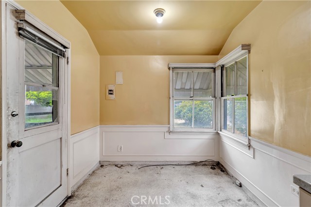 Detail Gallery Image 10 of 26 For 501 S Lake St, Burbank,  CA 91502 - 2 Beds | 1 Baths