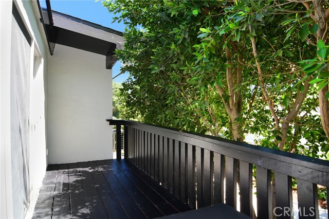 Detail Gallery Image 30 of 65 For 22284 Avenue San Luis, Woodland Hills,  CA 91364 - 6 Beds | 5/1 Baths