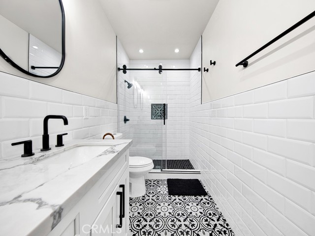 Detail Gallery Image 18 of 33 For 11260 Blix St, North Hollywood,  CA 91602 - 5 Beds | 4/1 Baths