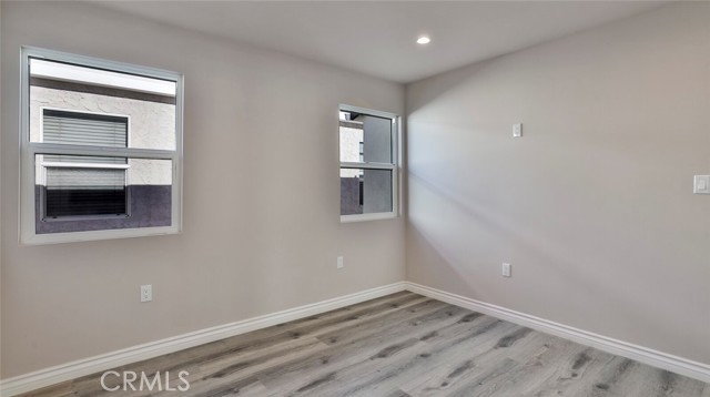 Detail Gallery Image 21 of 75 For 210 N Sparks St, Burbank,  CA 91506 - 4 Beds | 4 Baths