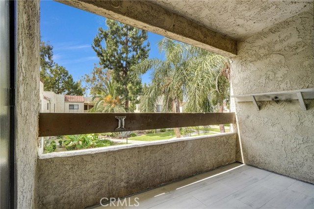 600 W 3rd Street, Santa Ana CA: https://media.crmls.org/medias/7ef6c677-21f8-4267-b38e-6dc839204bb1.jpg