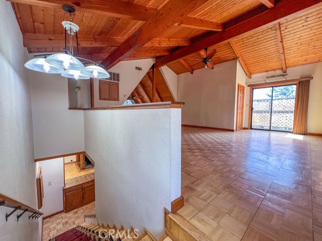 2208 Bernina, Pine Mountain Club CA: https://media.crmls.org/medias/7ef7160d-2e98-481a-a456-115f53d401ec.jpg