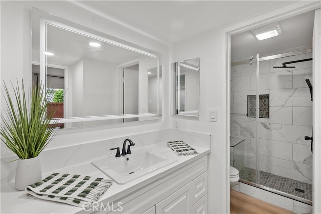 Detail Gallery Image 15 of 26 For 10847 Blix St #5,  North Hollywood,  CA 91602 - 1 Beds | 1 Baths