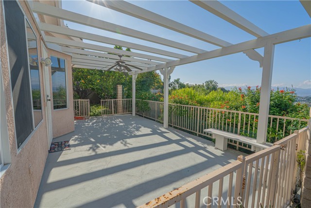 Detail Gallery Image 31 of 45 For 22440 Skylake Pl, Saugus,  CA 91390 - 5 Beds | 3/1 Baths