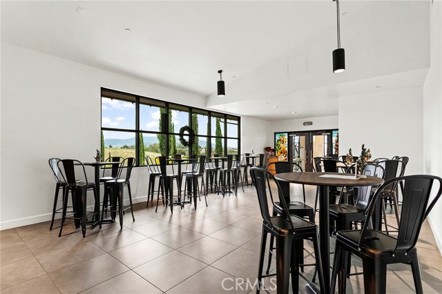 Image 20 of 62 For 40620 Calle Contento