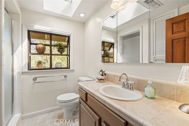 Detail Gallery Image 27 of 54 For 3544 Bay Ave, Chico,  CA 95973 - 3 Beds | 3/1 Baths