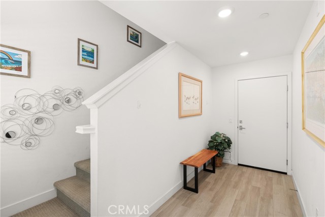 985 Doheny Way, Dana Point CA: https://media.crmls.org/medias/7ef88608-ec57-4c33-a925-bacf118ec4a9.jpg