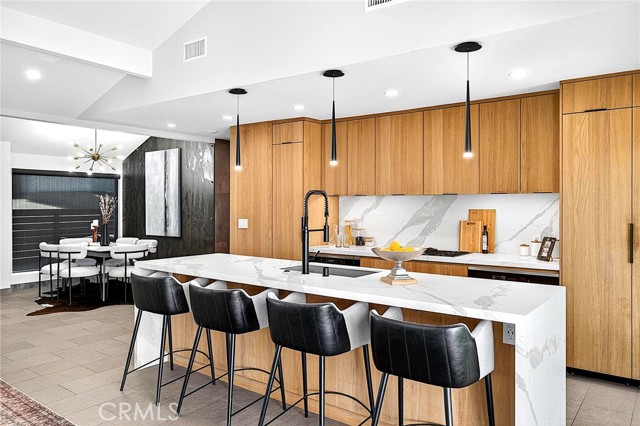 6441 Via De Anzar, Rancho Palos Verdes CA: https://media.crmls.org/medias/7ef8dba3-5468-4bc3-b3f9-285870ba92c7.jpg