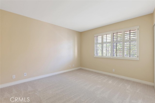 Detail Gallery Image 20 of 30 For 27653 Ironstone Dr #1,  Canyon Country,  CA 91387 - 3 Beds | 3 Baths