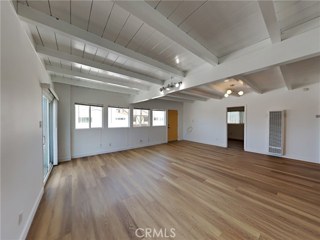 Detail Gallery Image 4 of 18 For 218 Cahuenga #2,  Oxnard,  CA 93035 - 2 Beds | 1 Baths