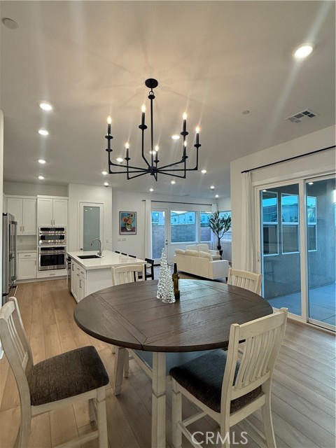 Front Image Thumbnail for CROC25277406