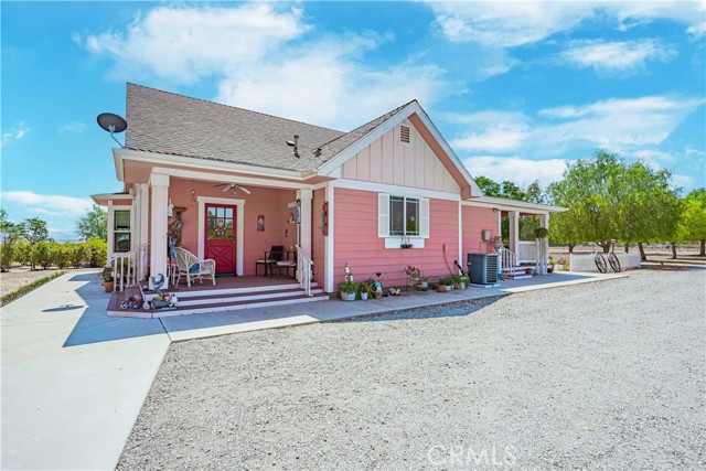 Detail Gallery Image 8 of 61 For 28200 Patterson Ave, Winchester,  CA 92596 - 3 Beds | 2 Baths