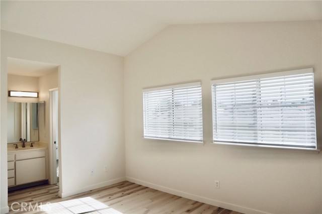 Detail Gallery Image 8 of 15 For 3515 W Avenue J4, Lancaster,  CA 93536 - 4 Beds | 3 Baths
