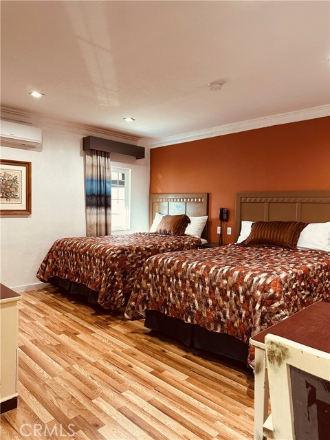 Image 19 of 22 For 5850 Olympic