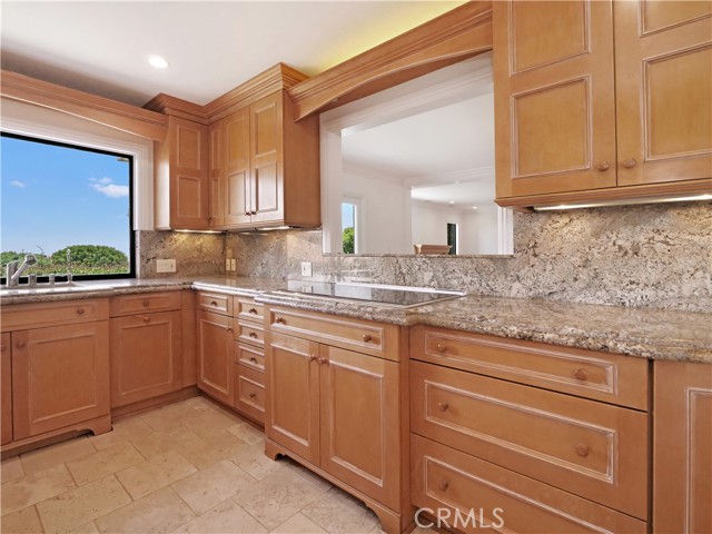 24 Peartree Lane, Rolling Hills Estates, California 90274, 3 Bedrooms Bedrooms, ,2 BathroomsBathrooms,Residential,Sold,Peartree,PV22104404