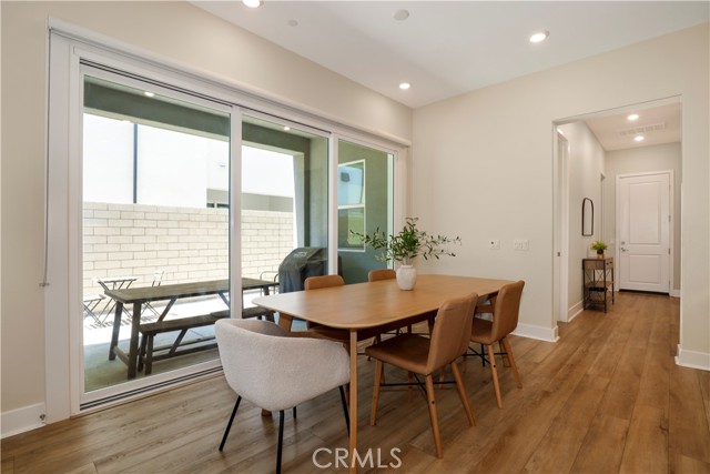 Detail Gallery Image 5 of 38 For 27512 Golden Currant Pl, Valencia,  CA 91381 - 4 Beds | 4 Baths