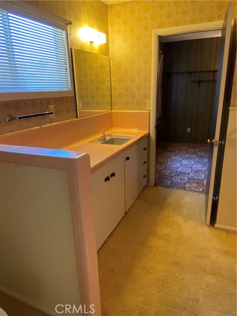 Detail Gallery Image 8 of 26 For 2805 Forist Ln, Merced,  CA 95340 - 3 Beds | 2/1 Baths