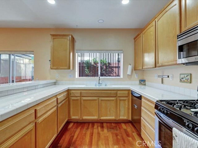 10025 Topanga Canyon, 108 photo 8