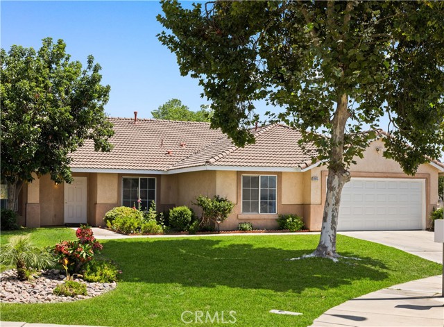 Detail Gallery Image 3 of 36 For 10945 Trenmar Ln, Bloomington,  CA 92316 - 5 Beds | 2 Baths