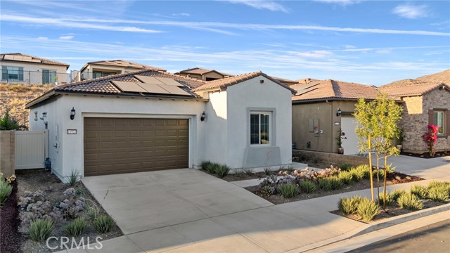 Front Image Thumbnail for CROC25231828