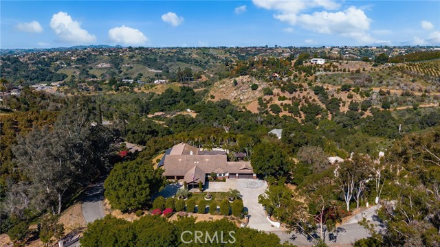 2465 Via Oeste Drive, Fallbrook CA: https://media.crmls.org/medias/7efd06df-80f7-44a7-9e3b-c3f12ddd4d3d.jpg