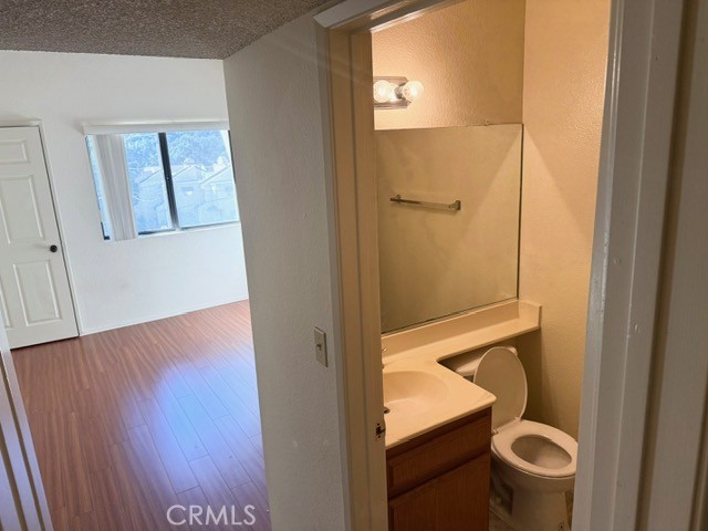 Detail Gallery Image 12 of 19 For 3105 Montrose Ave #3,  La Crescenta,  CA 91214 - 2 Beds | 2/1 Baths