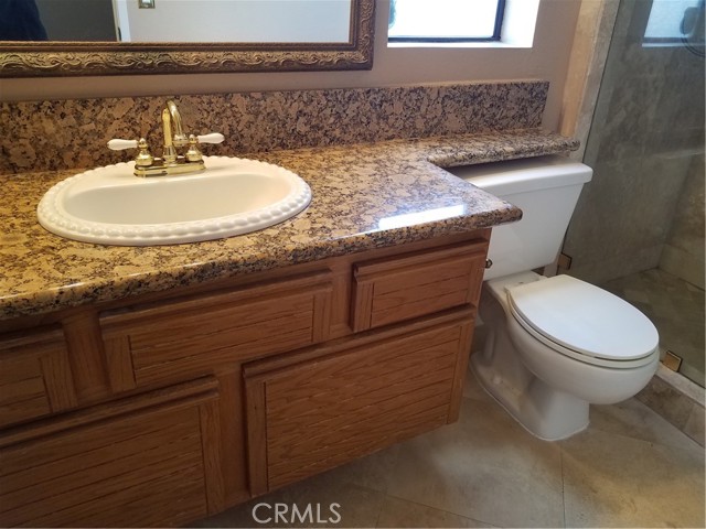 45 Wintermist, Irvine CA: https://media.crmls.org/medias/7efdf30e-648f-45c6-b390-e42ad262ea34.jpg