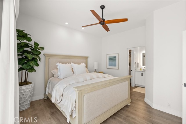Detail Gallery Image 20 of 50 For 12 Anchorage Way, Newport Beach,  CA 92663 - 2 Beds | 2/1 Baths