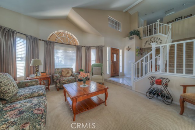 Image 7 of 75 For 25220 Corte Sur