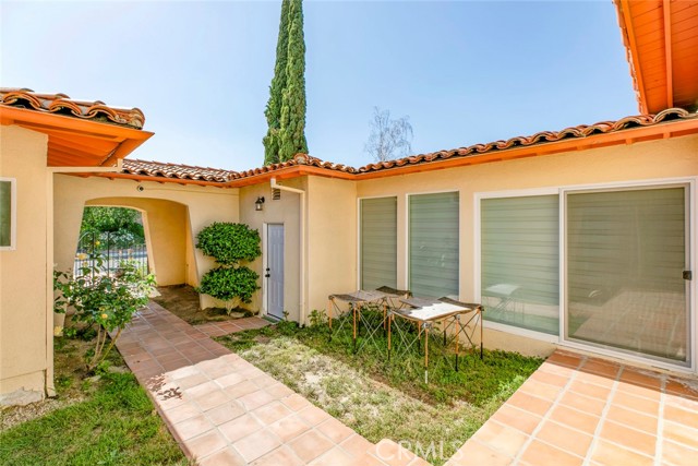 12410 Mclennan Avenue, Granada Hills CA: https://media.crmls.org/medias/7effbe37-8a5c-4b34-b383-20fc779055bd.jpg