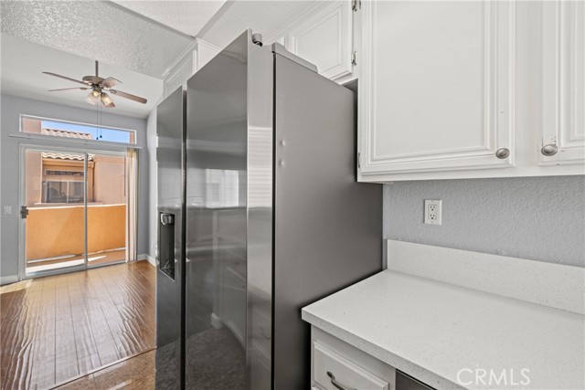 Detail Gallery Image 15 of 44 For 18852 Vista Del Canon #G,  Newhall,  CA 91321 - 2 Beds | 2 Baths