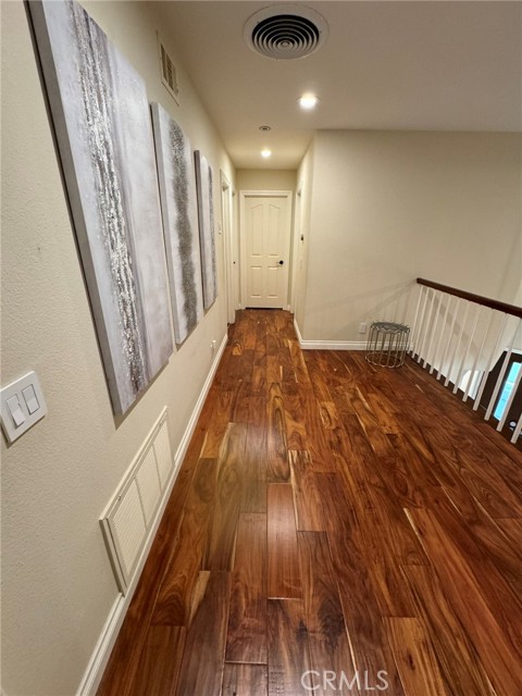 6 Lakeridge, Rancho Santa Margarita CA: https://media.crmls.org/medias/7f0215b0-add8-481e-b9d4-a6f4726bf353.jpg