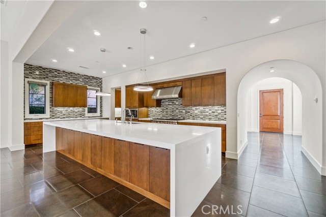 Detail Gallery Image 10 of 53 For 116 Homecoming, Irvine,  CA 92602 - 5 Beds | 5/1 Baths
