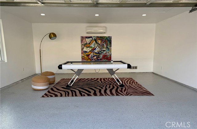 270 Cecil Place, Costa Mesa CA: https://media.crmls.org/medias/7f023e01-24bf-40d9-8d0f-2644459bf336.jpg