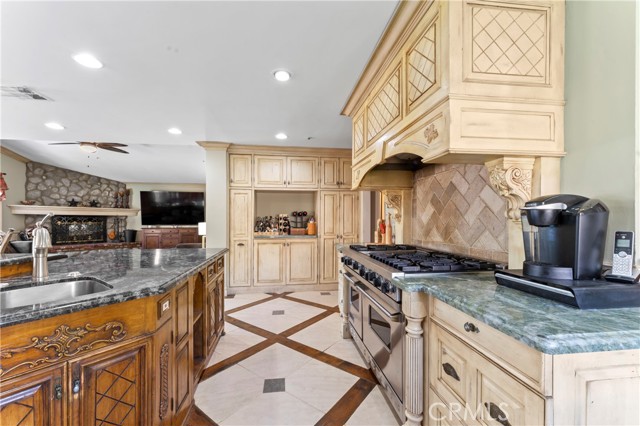 Image 17 of 69 For 34037 Agua Dulce Canyon Road